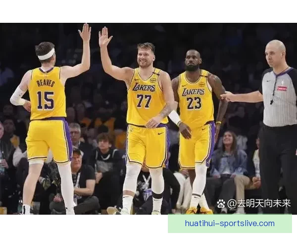 东契奇六连客场均40+创纪录 连续超神全力争MVP力争历史地位